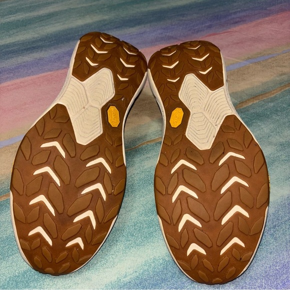 Hoka one one Transport running hiking shoes women’s size 11 B - Picture 9 of 10